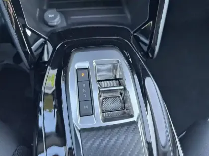 Photo 37 Peugeot 208  Hybrid 110 e-DCS6