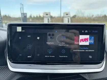 Photo 117 Peugeot 208  Hybrid 110 e-DCS6