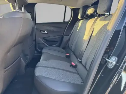 Photo 11 Peugeot 208  Hybrid 110 e-DCS6