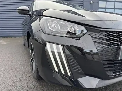 Photo 113 Peugeot 208  Hybrid 110 e-DCS6