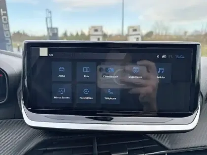 Photo 93 Peugeot 208  Hybrid 110 e-DCS6