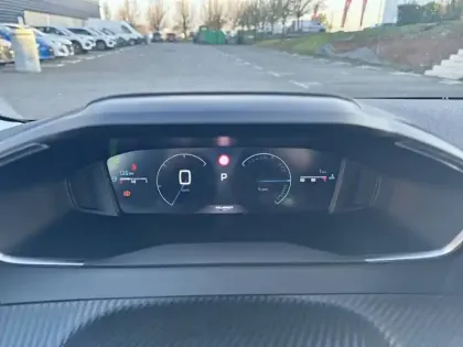 Photo 9 Peugeot 208  Hybrid 110 e-DCS6