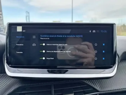 Photo 122 Peugeot 208  Hybrid 110 e-DCS6