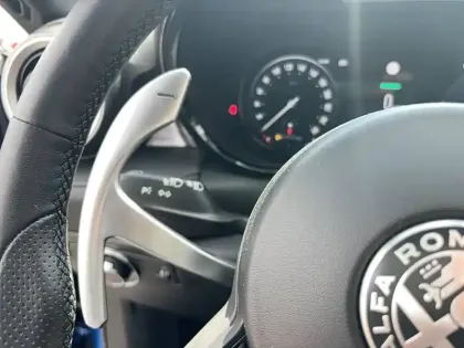 Photo 38 Alfa Romeo Tonale  1.5 Hybrid 160 ch VGT TCT7