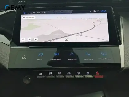 Photo 29 Peugeot 308  PHEV 180 e-EAT8