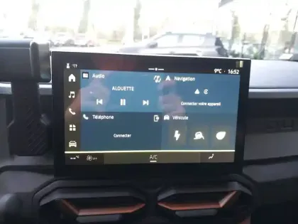 Photo 27 Dacia Duster  Hybrid 140