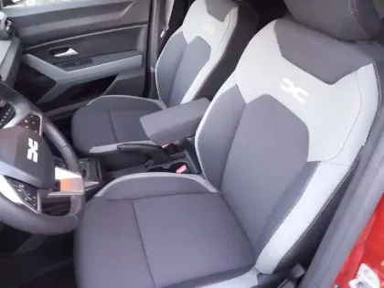 Photo 24 Dacia Duster  Hybrid 140