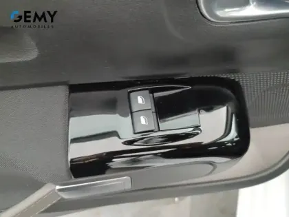 Photo 11 Citroën C3  BlueHDi 100 S&S BVM6