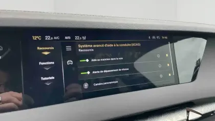 Photo 17 DS DS 4 N°4 Hybride 145 e-DCT6