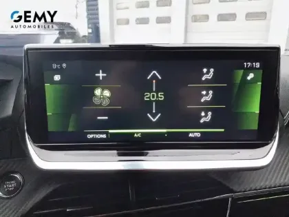 Photo 15 Peugeot 2008  PureTech 130 S&S EAT8