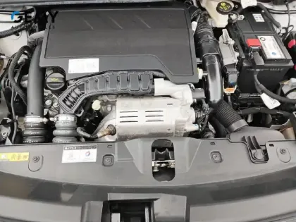 Photo 43 Peugeot 2008  PureTech 130 S&S EAT8