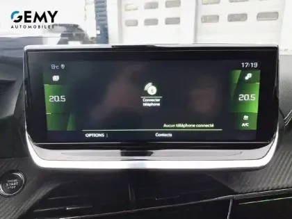 Photo 17 Peugeot 2008  PureTech 130 S&S EAT8