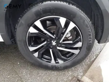 Photo 10 Peugeot 2008  PureTech 130 S&S EAT8