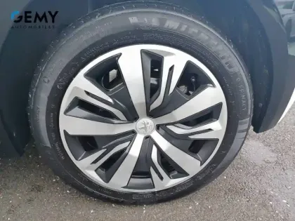 Photo 10 Peugeot 208  Electrique 50 kWh 136ch