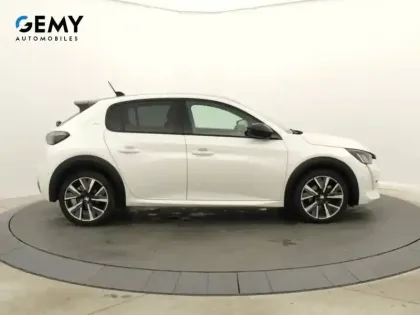 Photo 23 Peugeot 208  PureTech 100 S&S EAT8