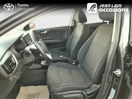 Photo 10 Toyota C-HR  Hybride 200