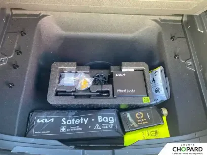 Photo 23 Kia Niro  1.6 GDi 129 ch HEV DCT6