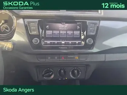 Photo 12 Skoda Fabia  1.0 MPI 60 ch BVM5