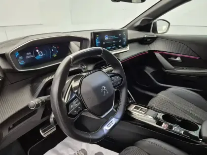 Photo 26 Peugeot 208  Electrique 50 kWh 136ch