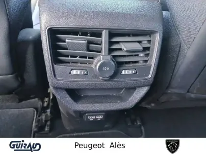 Photo 13 Peugeot 3008  PureTech 130ch S&S EAT8