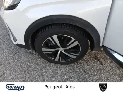 Photo 10 Peugeot 3008  PureTech 130ch S&S EAT8