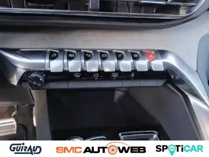 Photo 58 Peugeot 3008  PureTech 130ch S&S EAT8