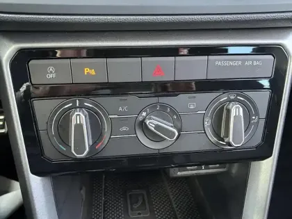 Photo 20 Volkswagen T-cross  1.0 TSI 110 Start/Stop BVM6