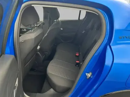 Photo 11 Peugeot 208  Electrique 50 kWh 136ch