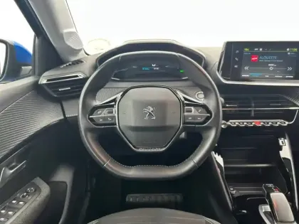 Photo 8 Peugeot 208  Electrique 50 kWh 136ch