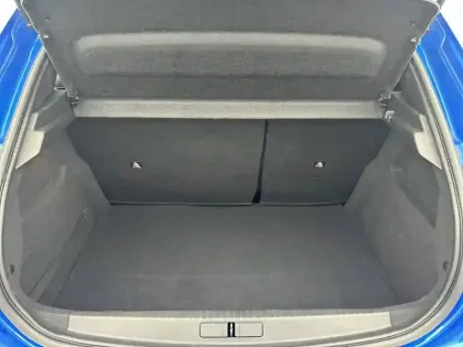 Photo 5 Peugeot 208  Electrique 50 kWh 136ch