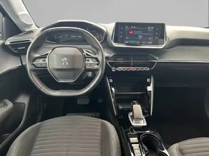 Photo 7 Peugeot 208  Electrique 50 kWh 136ch