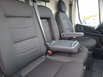 Photo 14 Peugeot Boxer  FGN TOLE 3.5 T L2H2 140 S&S BVM6