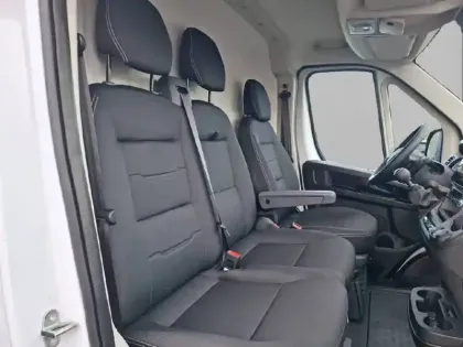 Photo 11 Peugeot Boxer  FGN TOLE 3.5 T L2H2 140 S&S BVM6