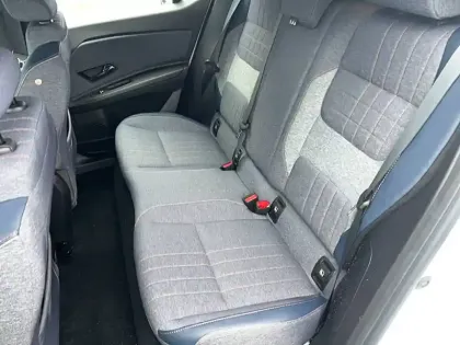 Photo 15 Renault 4 Renault  E-Tech Electrique 150 ch autonomie confort