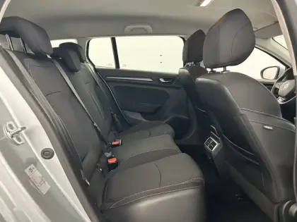 Photo 14 Renault Megane Mégane IV Estate E-TECH Plug-In Hybride 160 - 21N