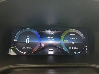 Photo 16 Renault Megane Mégane IV Estate E-TECH Plug-In Hybride 160 - 21N