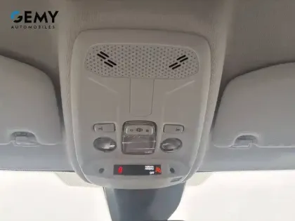 Photo 33 Peugeot 208  PureTech 75 S&S BVM5