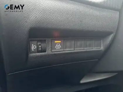 Photo 19 Peugeot 208  PureTech 75 S&S BVM5