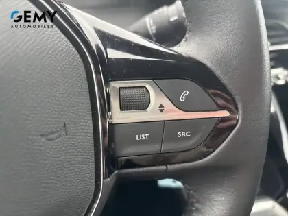 Photo 18 Peugeot 208  PureTech 75 S&S BVM5