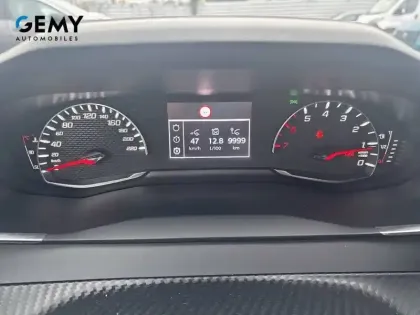 Photo 16 Peugeot 208  PureTech 75 S&S BVM5