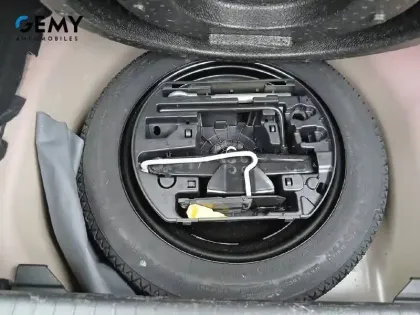 Photo 21 Peugeot 208  PureTech 100 S&S EAT8