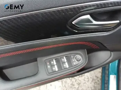 Photo 11 Renault Arkana  TCe 160 EDC FAP - 21B