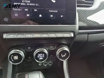 Photo 13 Renault Arkana  TCe 160 EDC FAP - 21B