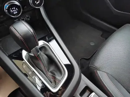 Photo 14 Renault Arkana  TCe 160 EDC FAP - 21B