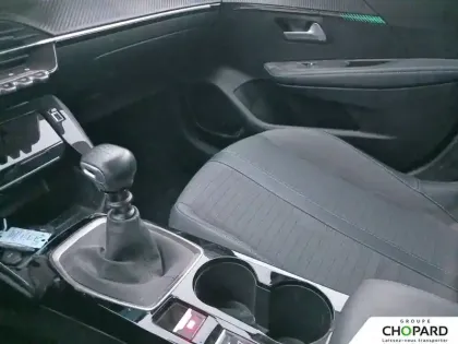 Photo 12 Peugeot 208  PureTech 100 S&S BVM6