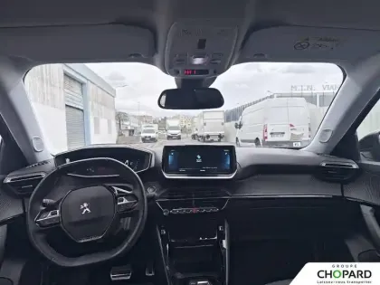 Photo 14 Peugeot 2008  Electrique 136 ch