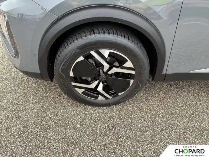 Photo 24 Peugeot 2008  PureTech 130 S&S EAT8