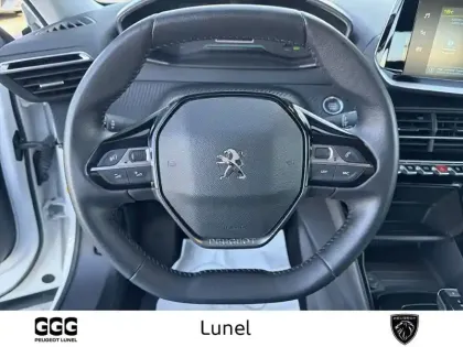 Photo 12 Peugeot 2008  Electrique 136 ch