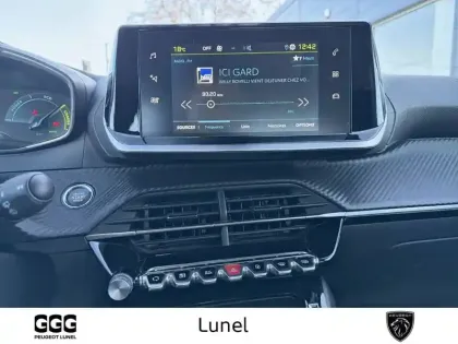 Photo 14 Peugeot 2008  Electrique 136 ch