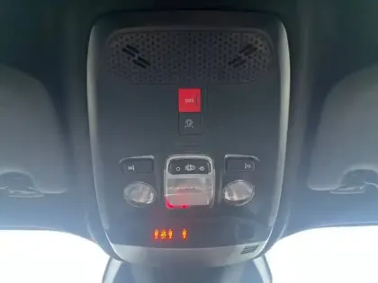 Photo 18 Peugeot 2008  100 S&S BVM6